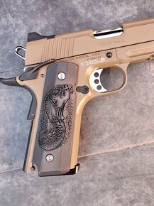 Colt 1911 pažbičky moderný tvar venom ABS - 4