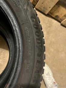 Zimné pneumatiky Good year 205/55 R16 - 4