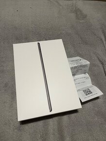 iPad 9th Generácia 2021 64GB - 4