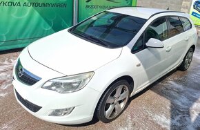 Opel Astra ST - 4