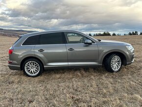 Audi Q7 3.0 TDI 200 kW/272 k výbava S-line Quattro - 7 miest - 4