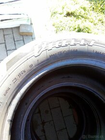 Letné pneu 225/55r16 - 4