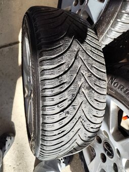 Predám elekt+pneu5x120 205/55R16 zimne - 4