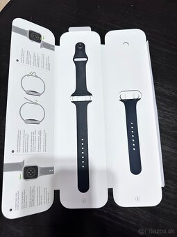 Apple Watch SE (2nd Gen) 44mm GPS - 4