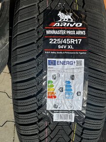 5x112 R17 7,5J ET54 Audi + 225/45 R17 zimné (2024) - 4