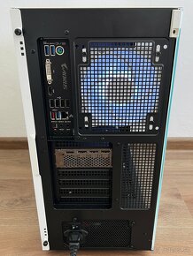 PREDÁM HERNÝ PC - R5 5600X, RTX 3060, 32GB DDR4, SSD, HDD - 4