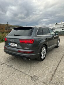 Audi Q7 3.0TDI 200KW Quattro 7miestne - 4