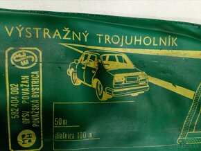 výstražný trojuholník k veteránu Skoda 105, 120,...- retro - 4