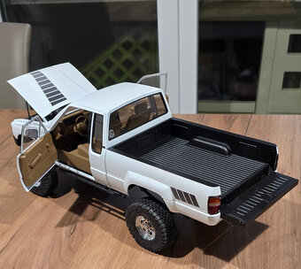 RC4WD Trail Finder 2 LWB 1987 Toyota - 4