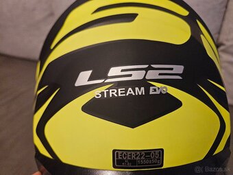 Integrálna prilba na motocykel LS2 FF320 Stream Evo - 4