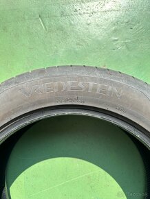 235/55 R19 105 W XL VREDESTEIN ULTRAC SATIN - 4