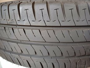 225/75 r16c michelin - 4