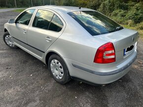 Predam Skoda octavia 1.6 mpi - 4