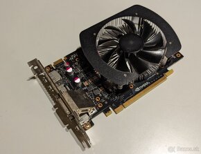 2GB grafické karty: GTX 660, GTX 960, R9 270, GT 640 - 4