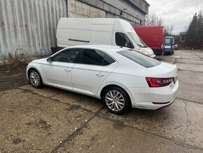 Skoda superb 2.0 140kw L&K - 4