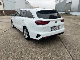 Kia Ceed kombi - 4