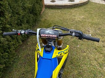 Suzuki RMZ 250 - 4