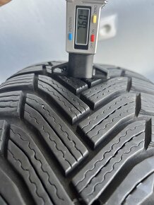 225/55 R17 Zime Michelin Top stav - 4