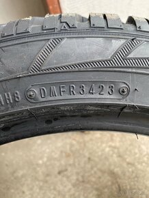 225/45R17 zimne Falken - 4