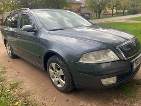 Skoda Octavia Combi 1,9 TDi 77kw Automat - 4