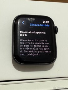 Predám Apple Watch SE 2020 44mm Malé známky opotrebovania - 4