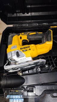 Dewalt - 4