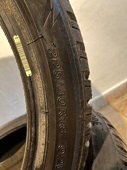 Bridgestone 225/40R18 - 4