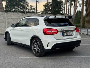 Mercedes-Benz GLA 45 AMG 4matic - 4