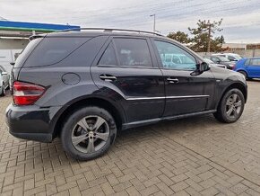 Predám Mercedes-Benz M trieda ML 320 CDI EDITION 10 - 4