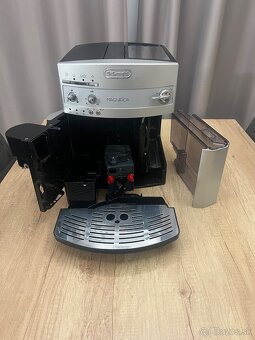 Kávovar Delonghi Magnifica - 4