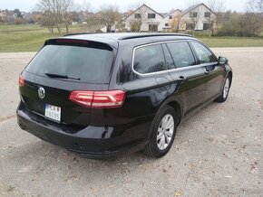 VW Passat Variant - 4