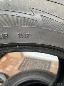 goodyear ultragrip 225/55 r17 101V rflat - 4