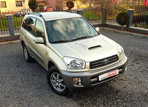 TOYOTA RAV4 2.0D 4x4 - KLIMA- VYHREV SEDADIEL - ŤAŽNE ZAR - 4