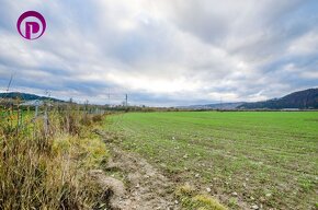 Pozemok 5742m2, Pov.Podhradie, pri kúpalisku Podhradské more - 4