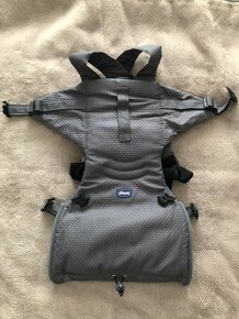 CHICCO Nosič detí Easy Fit - Moon grey - 4