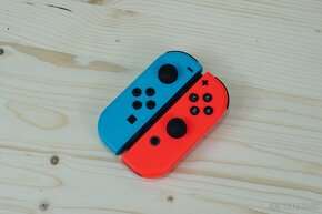 Nintendo Switch Joy-Con - 4