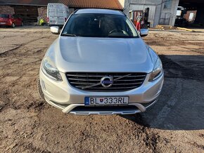 VOLVO XC 60 - 4