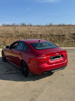 Jaguar XE 132kW R-Sport - 4