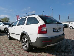 Škoda Octavia Combi 2.0 TDI CR DPF 4x4 Scout - 4