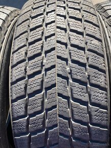 Predam zimné gumy 235/65 R17 SUV - 4