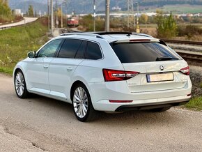 Škoda Superb combi 2.0tdi 140kw DSG 4x4, webasto, panorama - 4