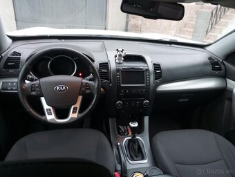 Kia Sorento II 2.2 CRDi 4x4 145KW TOP STAV - 4