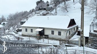 Tradičný dom s pozemkom 800m2 centrum Banská Štiavnica - 4