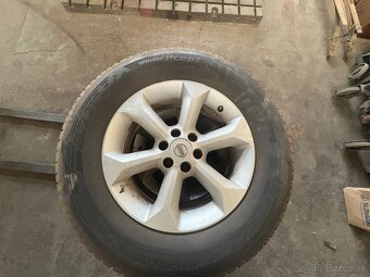 Original Nissan elektrony 17" + pneu - 4