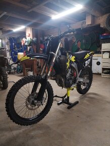 Yamaha yz450f 2009 - 4