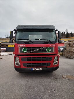 VOLVO FM9 - 4