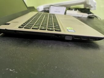 Asus X541UV - 4