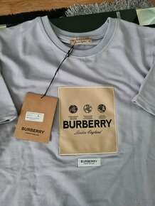 Burberry pansky set, D&G tricko, tenisky New Balance - 4