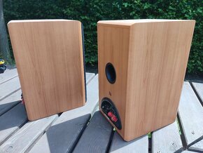 KEF Cresta 2 - 4