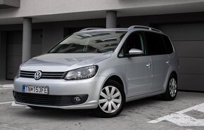 Volkswagen Touran 1.6 TDI Comfortline DSG - 4